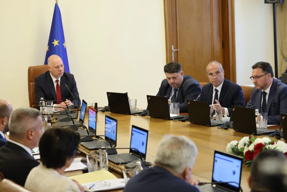 Правителството подготвя Закон за безопасност на атракционните услуги с потенциален риск