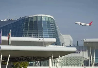 Не допуснаха до полет онкоболна жена на летище Васил Левски, багажът й надвишавал разрешените размери