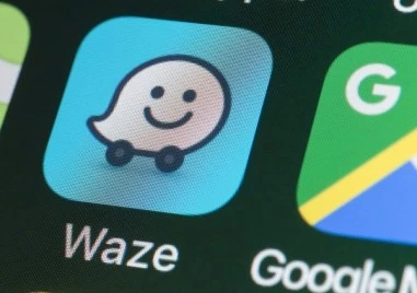 Приложението Waze вече е с нови и подобрени функции, лови и най-хитрите камери