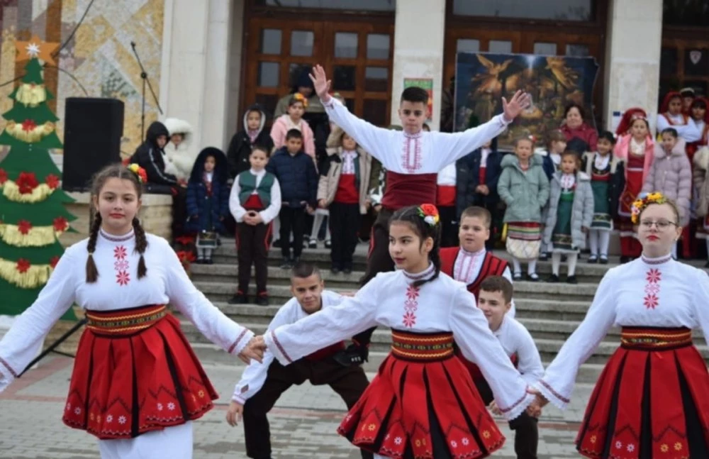 Самодейци от Маноле ще представят Община Марица на международен фолклорен фестивал в Турция