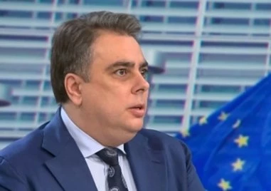 Асен Василев: Нямам притеснения по отношение на Никола Николов-Паскал, не познавам това лице