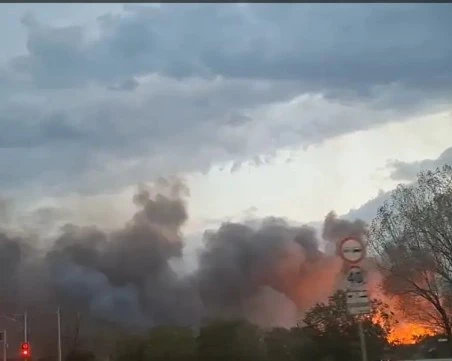 Голям пожар избухна зад ТЕЦ 