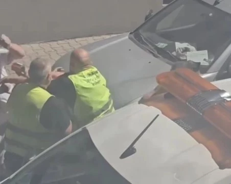 След боя заради скоба в София: Служителят на ЦГМ остава в ареста