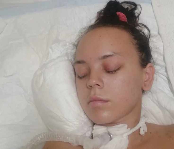 100 дни кома, 100 дни по болници, параклиси и в чакане на чудо. Да помогнем на Ивена