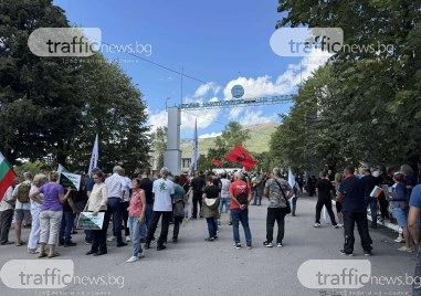 Протестиращите пред ВМЗ-Сопот блокираха Подбалканския път