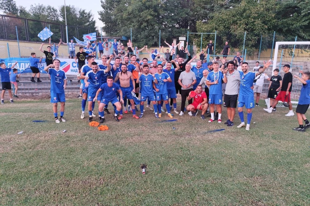 Спартак с първа победа в първенството