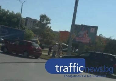Две коли се удариха в Тракия, щетите са сериозни