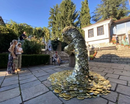 14 артисти 