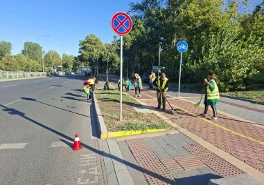 Направиха мащабно почистване на входно-изходните артерии и спирките на Пловдив