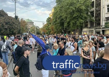 Нов парламентарен сезон - нови стачки: Протестиращи от Правосъдие за всеки блокираха центъра на София