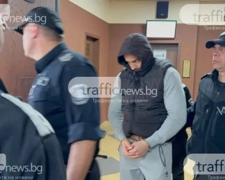 Предават на съд двамата полицаи, обвинени за убийството на 47-годишния арестант в Казанлък