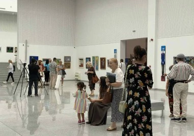 Природонаучният Историческият и Етнографският музеи в Пловдив както и експозициите