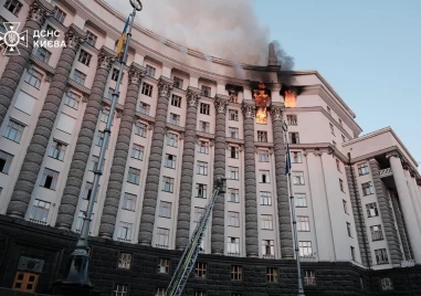 Руски ракети удариха сградата на министерския съвет в Киев