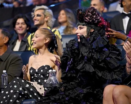 Ариана Гранде и Лейди Гага доминираха на видео музикалните награди на MTV