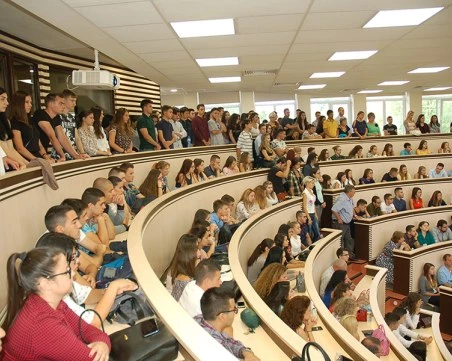 Класиране на приетите за обучение срещу заплащане в МУ-София за учебната 2025-2026 година