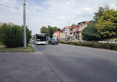 Възстановяват движението на автобуси по целия бул. Александър Стамболийски