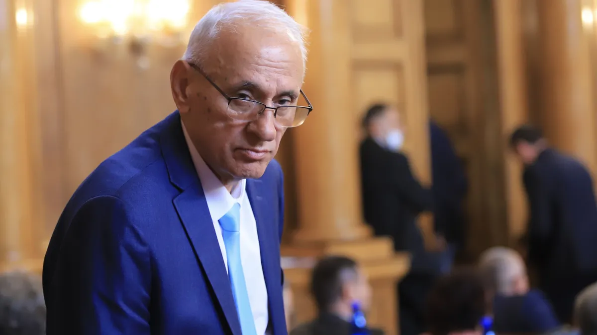 Министър Кирилов: Ваксината срещу варицела става задължителна