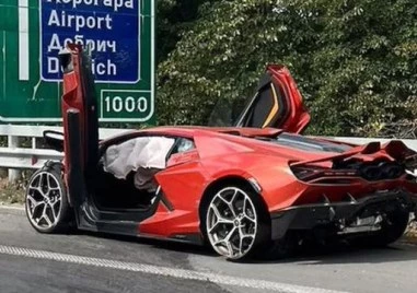 Тежка катастрофа затрудни движението на автомагистрала Хемус в следобедните часове