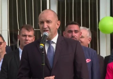Румен Радев: От поколения първият учебен ден е истинско вълнение за всеки български дом