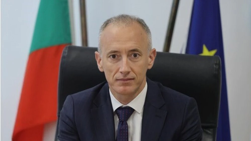 Министър Вълчев: Първият учебен ден винаги е бил един от най-светлите празници за цялото ни общество