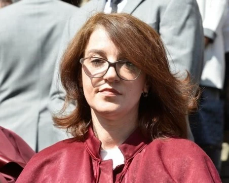 Синът на прокурор  Маджарова, хванат с марихуана, остава в ареста за 72 часа