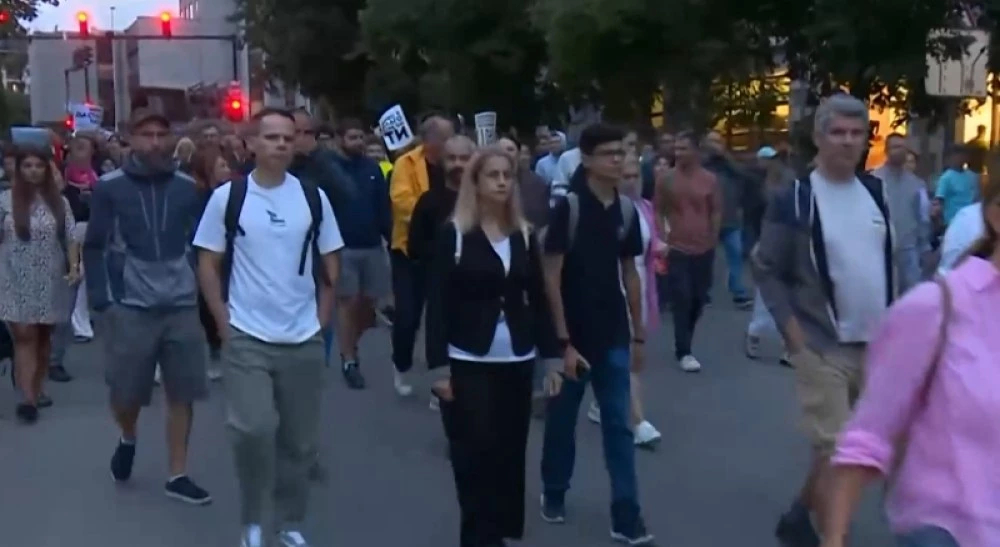 Протестиращи за пореден път подкрепиха Благомир Коцев във Варна