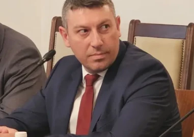 Липса на кворум провали изслушването на и. ф. шефа на ДАНС Деньо Денев