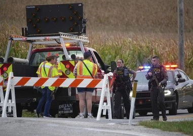 Трима полицаи бяха убити и двама тежко ранени в американския щат Пенсилвания по