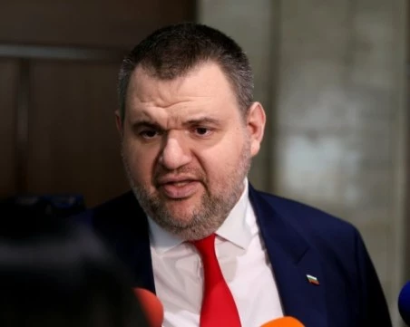 Делян Пеевски след проваления вот: Загуба на време, няма да сме соросоидна територия