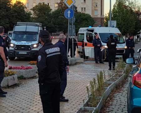 Полицай, охраняващ протеста пред Народното събрание, е починал