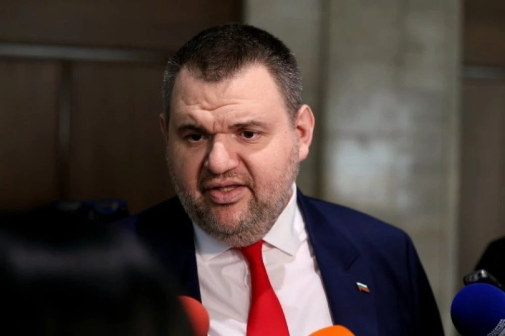 Делян Пеевски след проваления вот: Загуба на време, няма да сме соросоидна територия