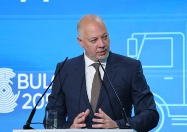 Росен Желязков: България е част от коалицията за връщане на децата на Украйна