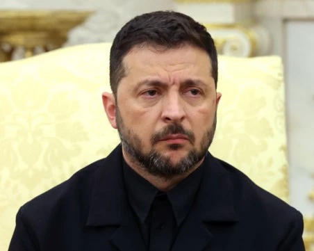 Зеленски обяви, че е готов да се оттегли при спиране на огъня