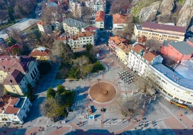 Облачна събота в Пловдив, максималните температури няма да надвишават 20 градуса