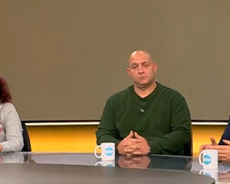 Битото и унижавано от съученички момиче в София: Страхувам се, враждата е от две години