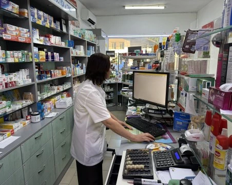 Обсъждат реалните изпитания при семейните аптеки преди въвеждане на еврото