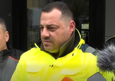 Областният управител на Бургас поиска помощ от военните за справяне с щетите от наводненията