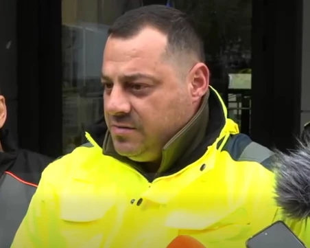 Областният управител на Бургас поиска помощ от военните за справяне с щетите от наводненията
