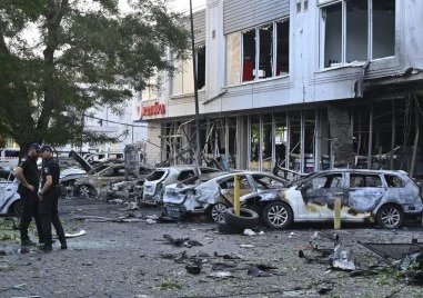 Руска атака засегна родилен дом в Украйна