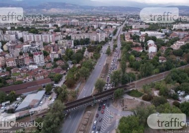 Жена е в болница след катастрофа на Коматевския възел