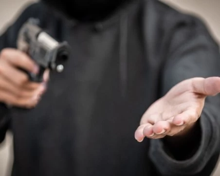 Само за 4 дни: Въоръженият обирджия на казино в Пловдивско получи присъда