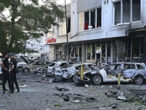 Руска атака засегна родилен дом в Украйна