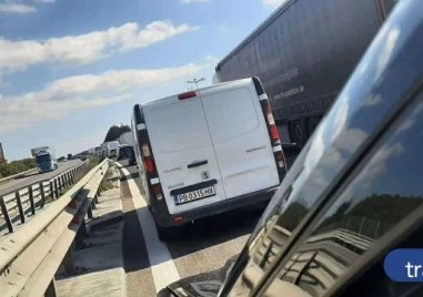 Нова организация по АМ Тракия заради ремонтите, спират в определи часове трафика посока София