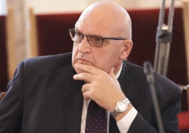 Д-р Брънзалов: Системата е недофинансирана, здравната вноска трябва да се увеличи на 10%