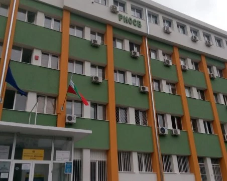 Полиция влезе в сградата на Община Несебър и в РИОСВ-Бургас