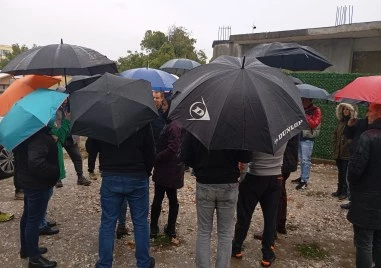 Жителите на Пловдив настояват за „легнал полицай, пресичат булевард на магия