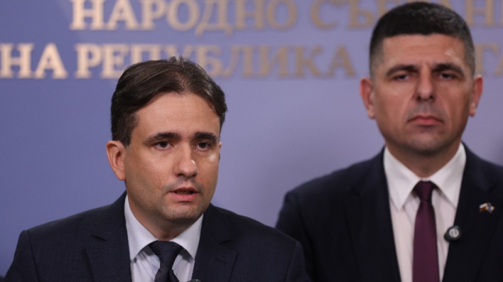 От ДБ предлагат право на почасов отпуск за водене на дете до градина или училище