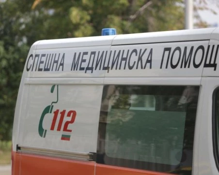 Автомобил блъсна 89-годишен мъж на път край Благоевград, той почина на място