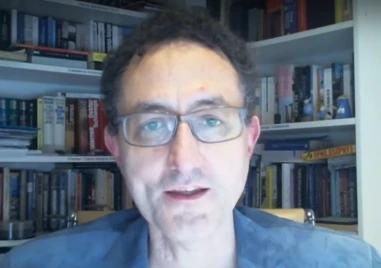 Експерт: Зарази идват след пороите, зимата ще донесе COVID и грип, ваксинирайте се