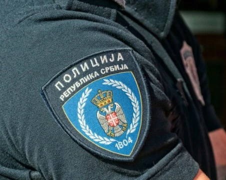 Разбиха схема за контрабанда в Сърбия на скъпи коли от България, издирват българските участници